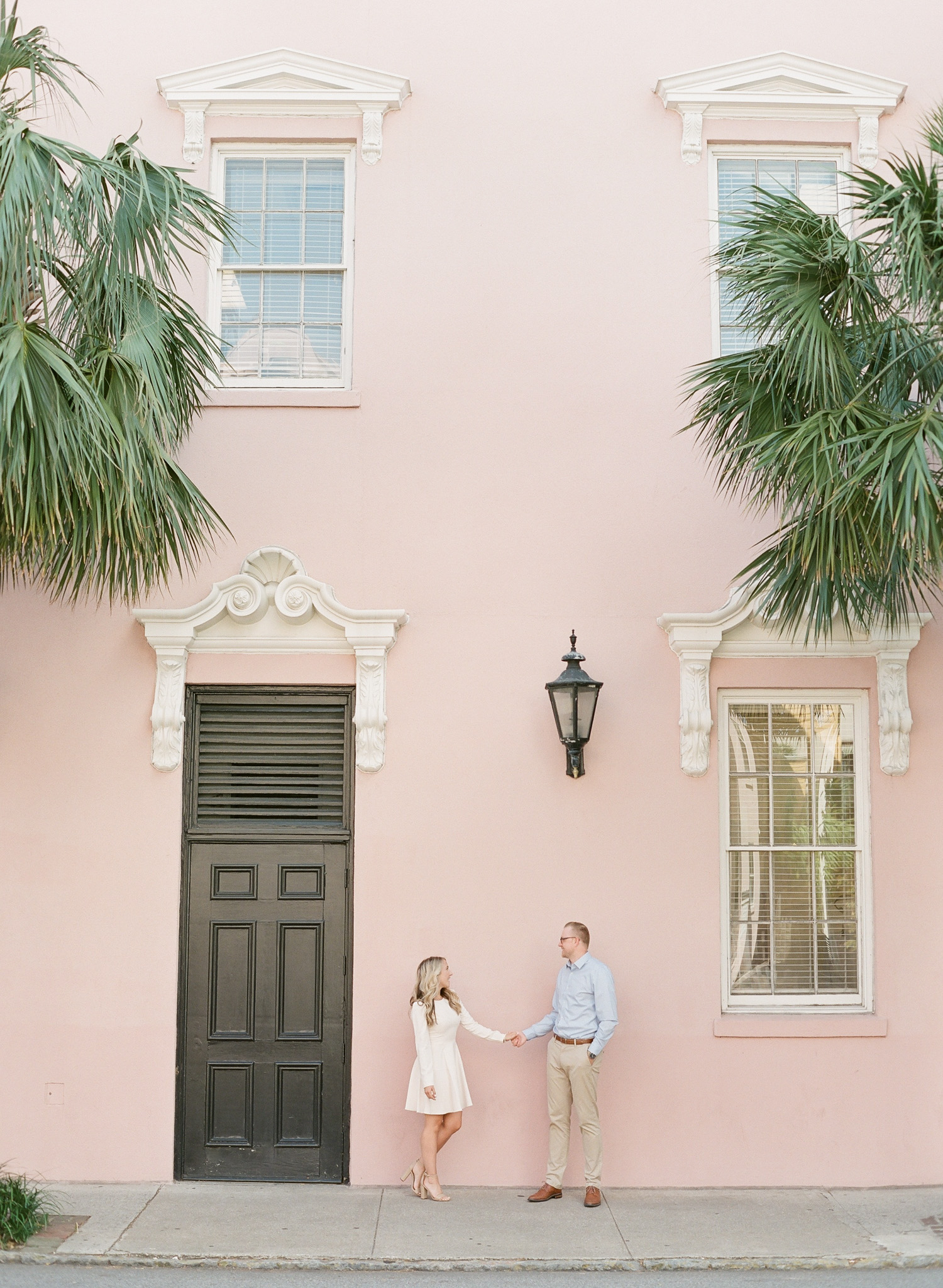 Cobblestone-Street-Engagement-Charleston-67.jpg