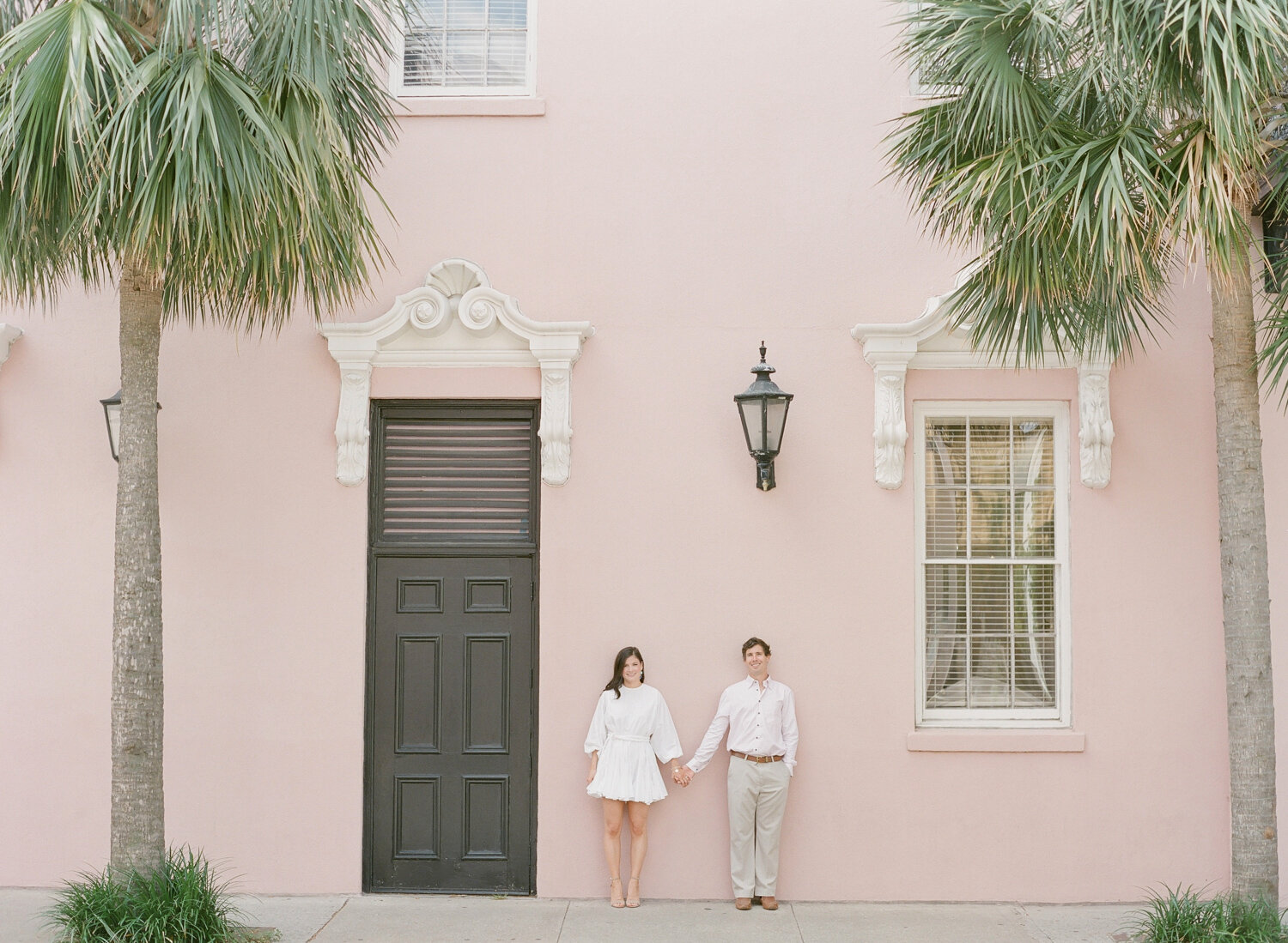 Charleston-Engagement-Photos-Downtown-13.jpg