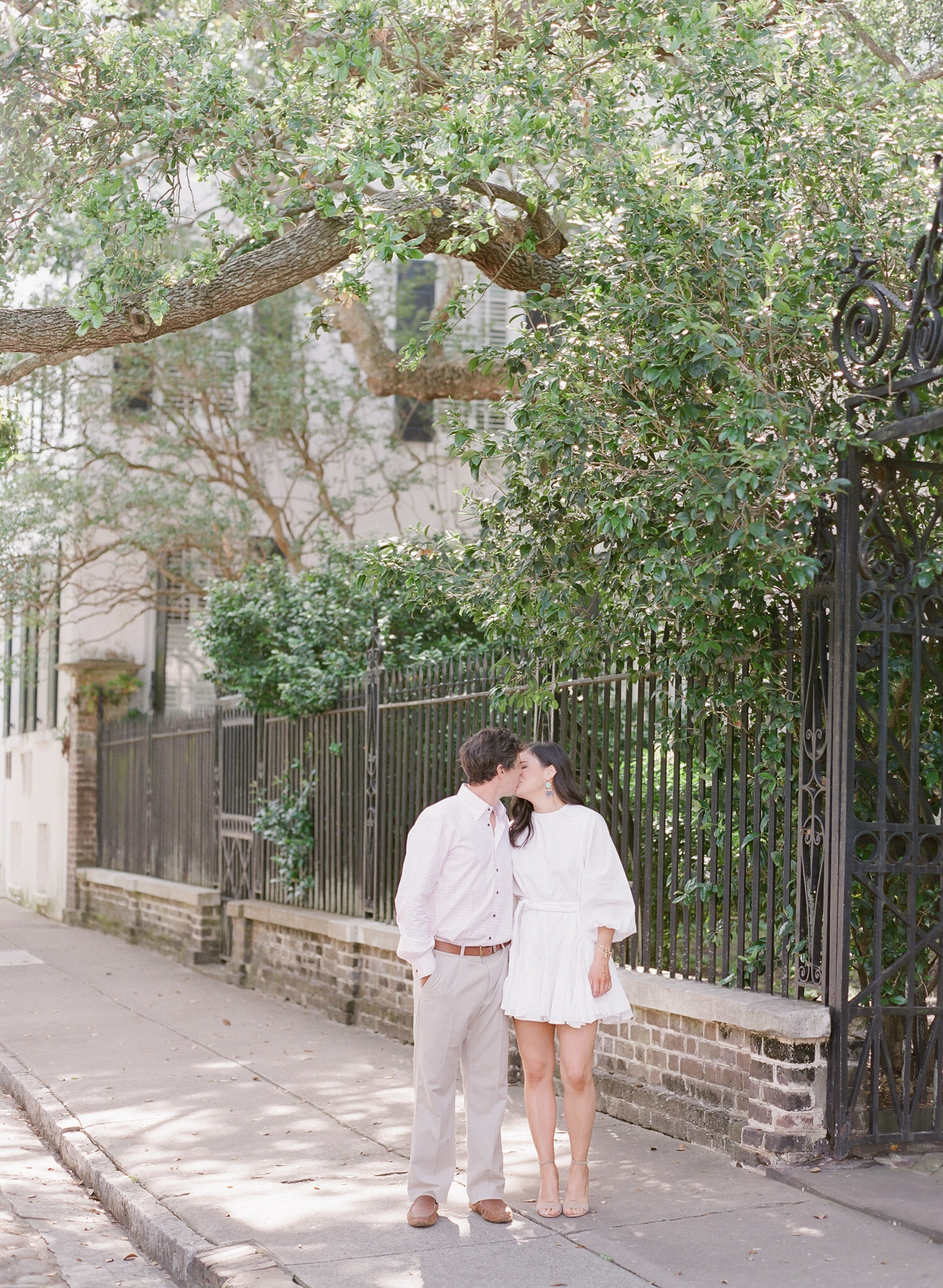 Charleston-Engagement-Photos-Downtown-68.jpg