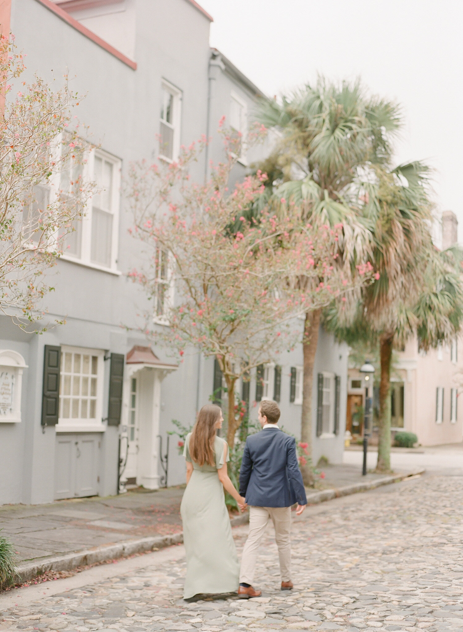Downtown-Charleston-Engagement-37.jpg