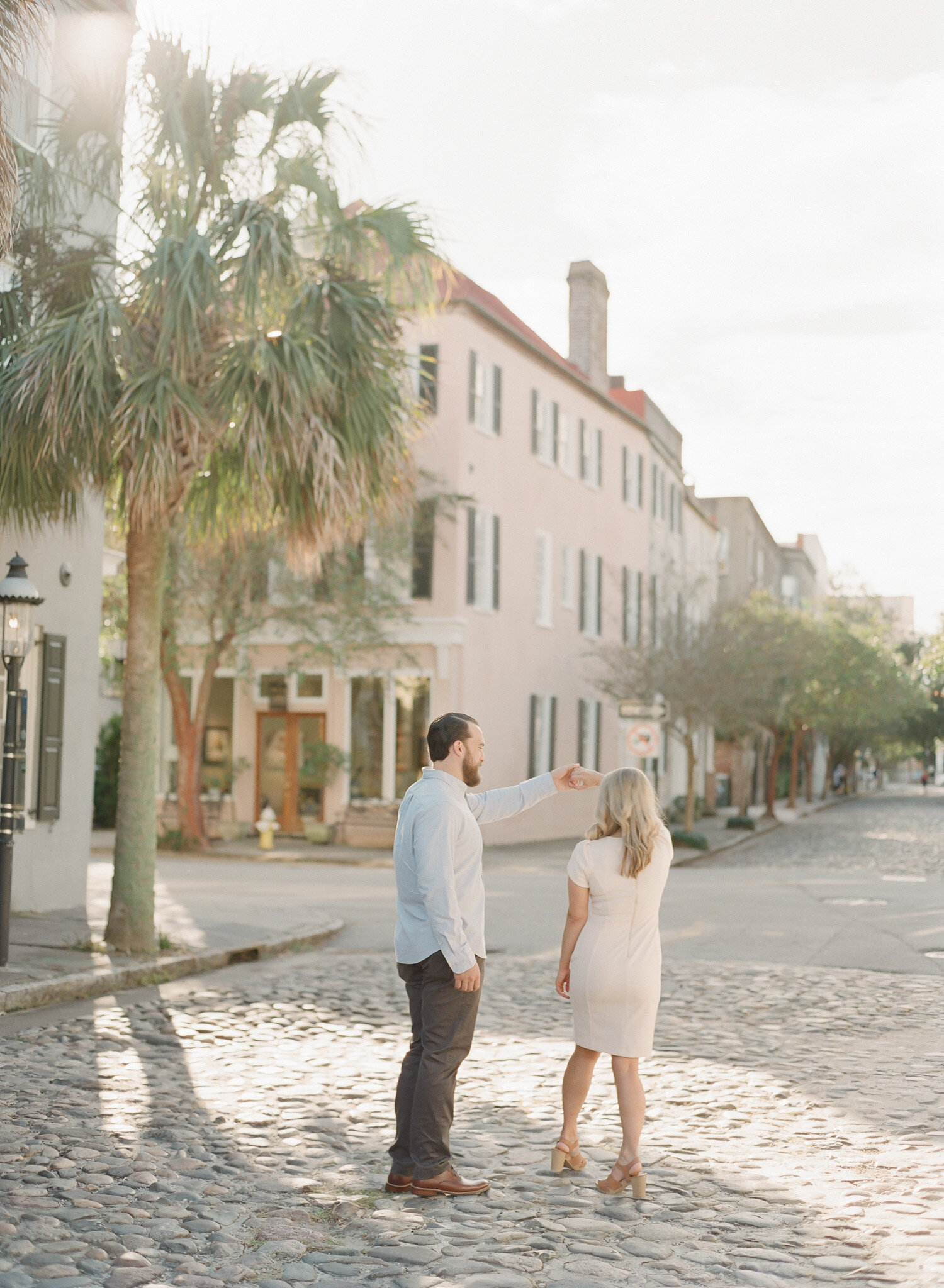 Downtown-Charleston-Engagements-57.jpg