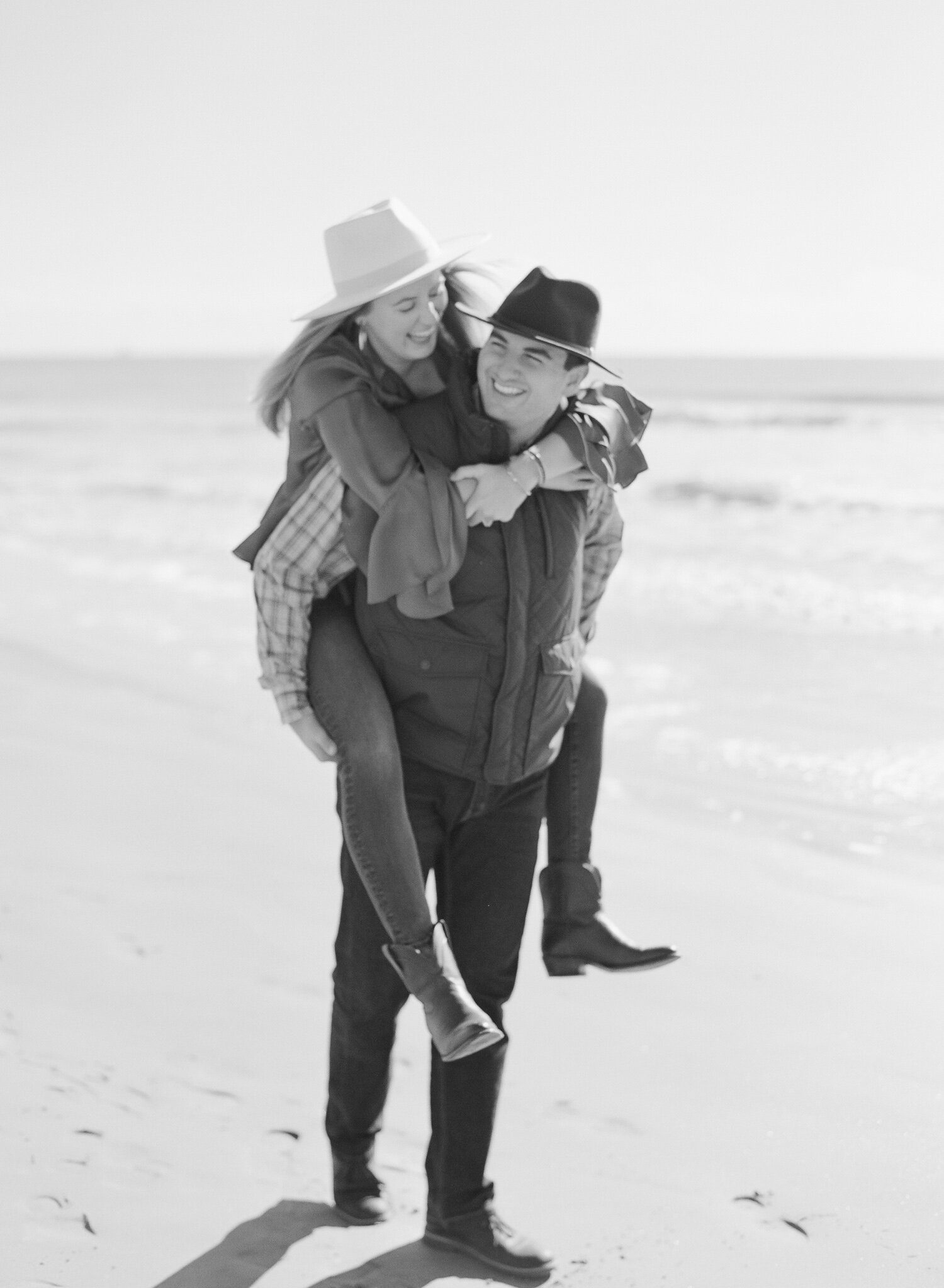 Charleston-Photographer-Beach-Engagement-60.jpg