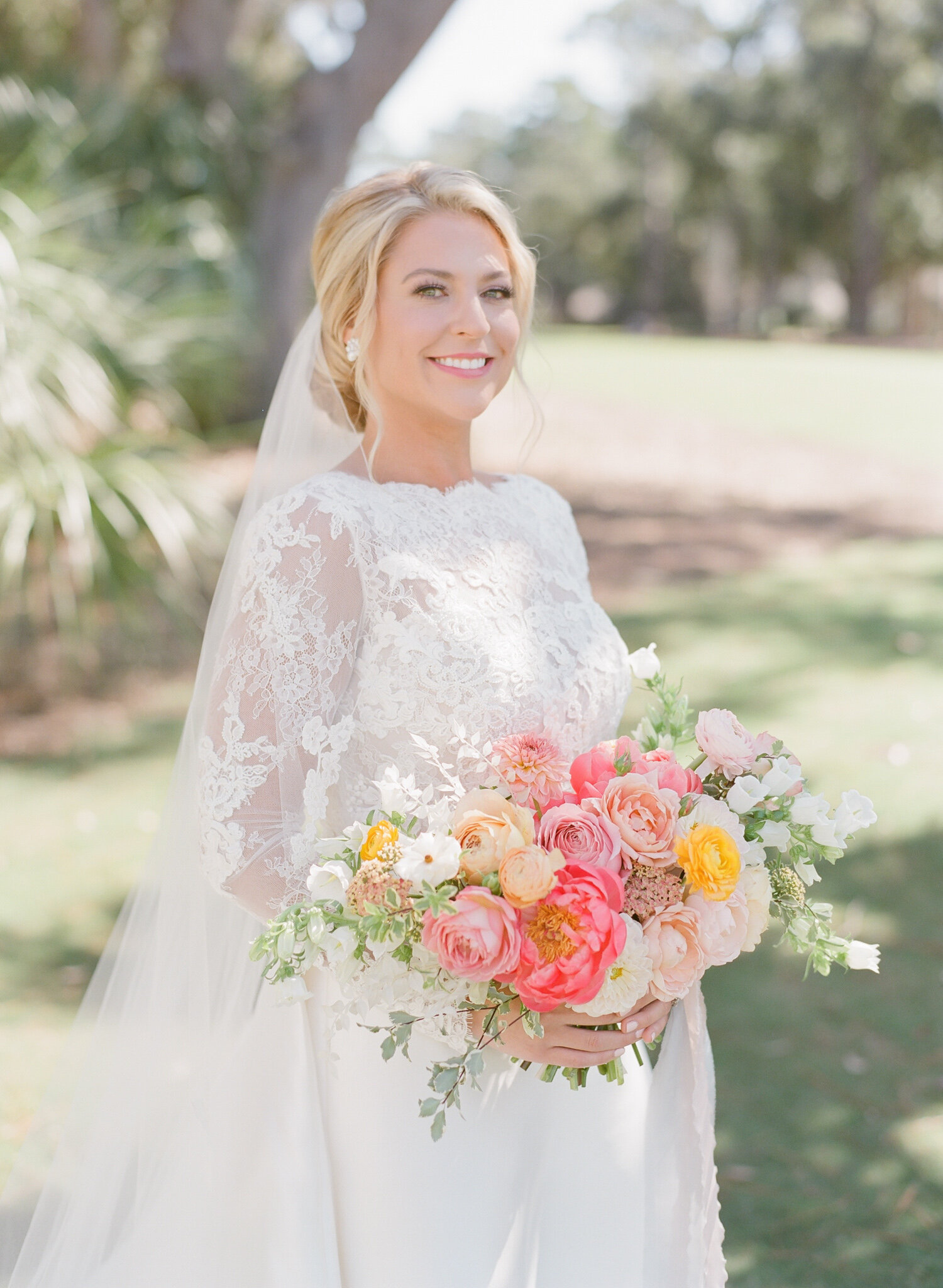 Charleston-Wedding-Photographer-Color-Pink-33.jpg